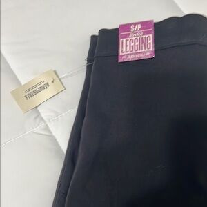 HUE Black Stretch Leggings